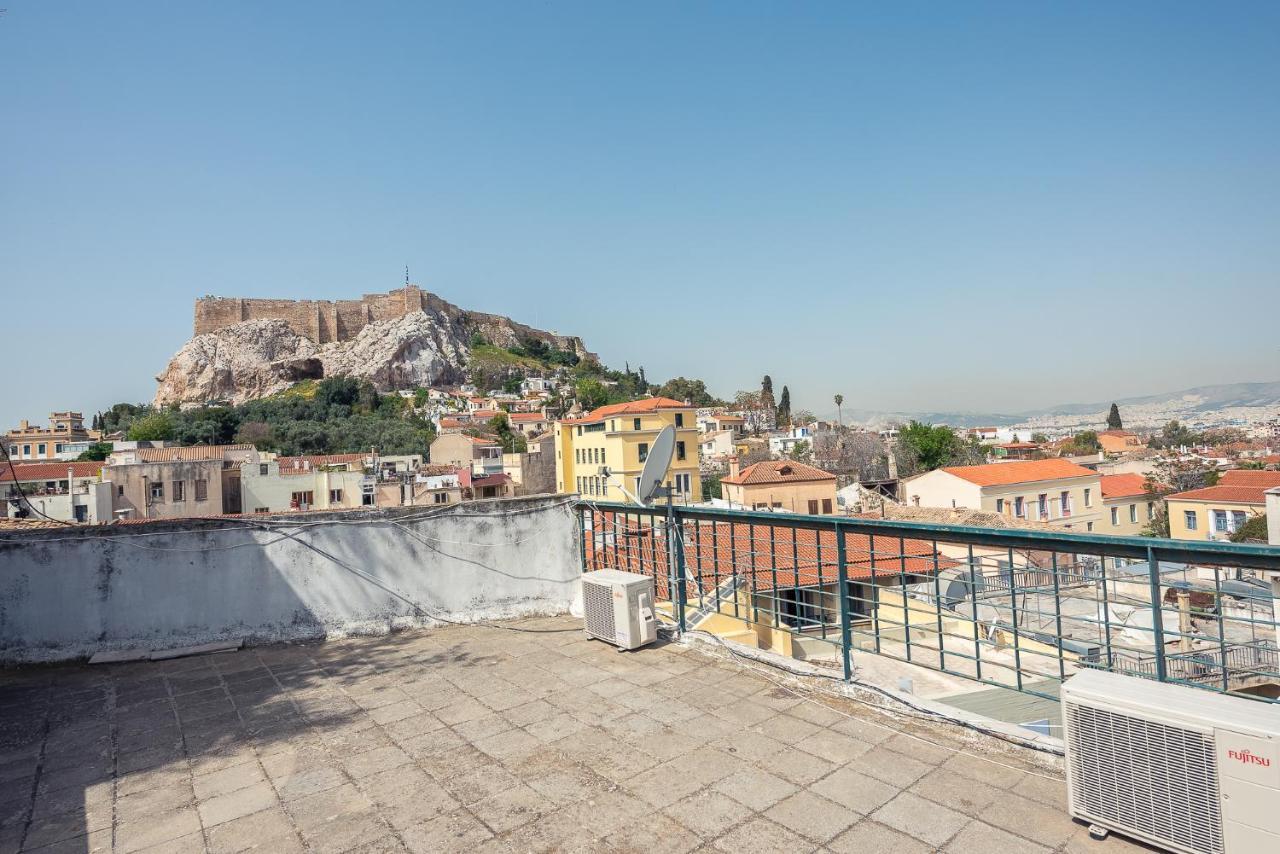 Studio Under Acropolis Rock Атина Екстериор снимка